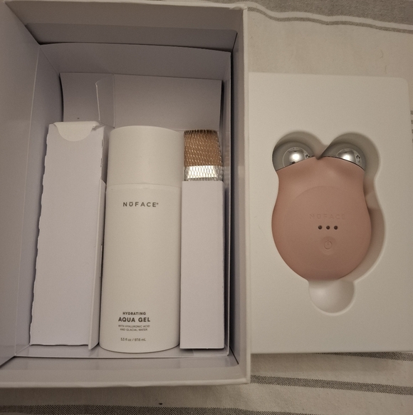 Mini Facial - Picture 7 of 11